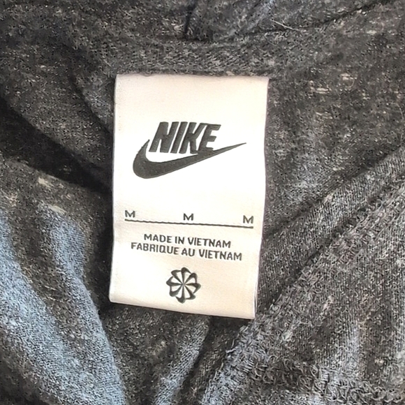 Nike Womens Medium Hooded Long Sleeve Shirt Gray Activewear Athleisure Sporty - Picture 7 of 8